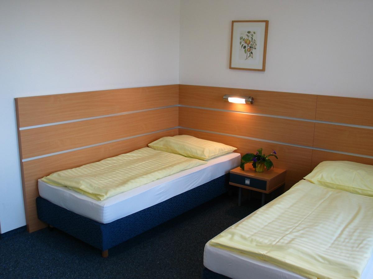 Gaestehaus Der Lk-Technik Mold ภายนอก รูปภาพ