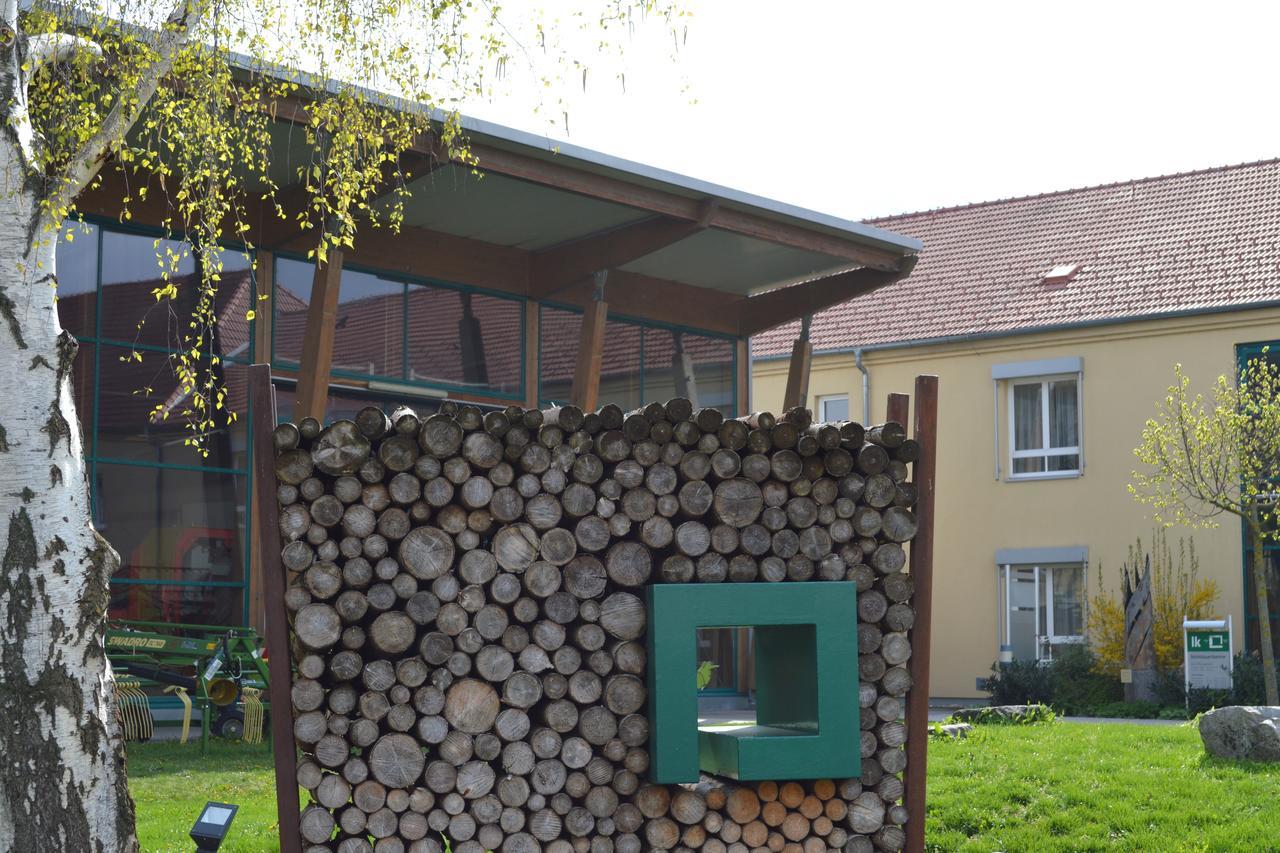 Gaestehaus Der Lk-Technik Mold ภายนอก รูปภาพ